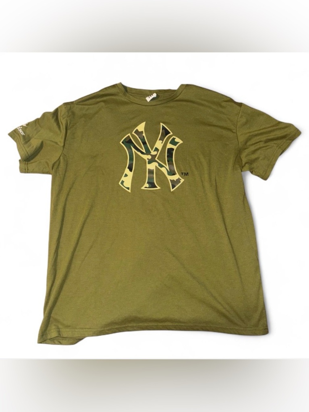 Vintage New York Yankees Armed Forces Day Camouflage Logo T-Shirt Green XL